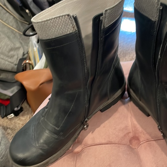 Jambu Zip Up Boots - Picture 5 of 8